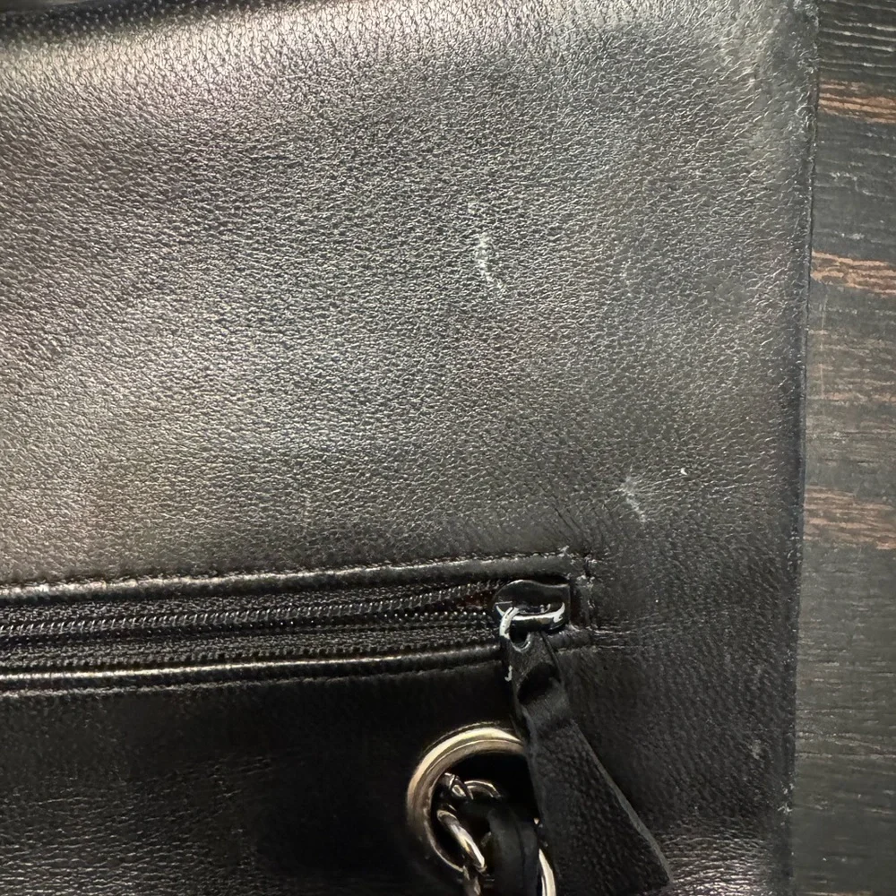 Chanel Classic Black Quilted Crossbody Bag* - Picture 3 of 16